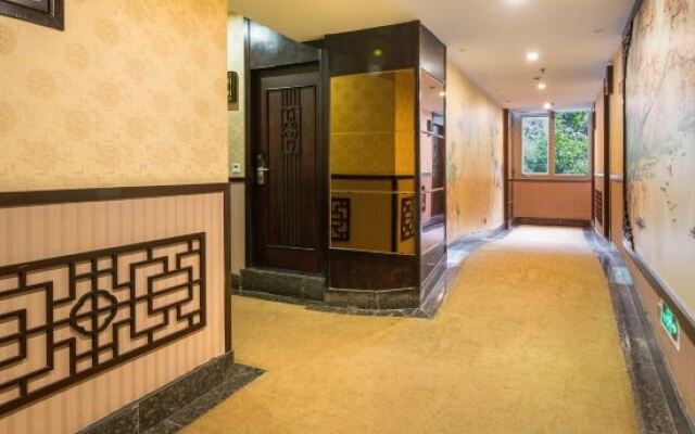 Jinxiu Zhixing Business Hotel