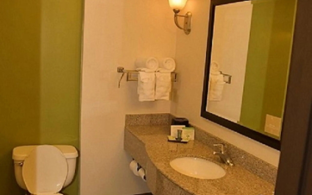 Sleep Inn & Suites Laurel near Fort Meade