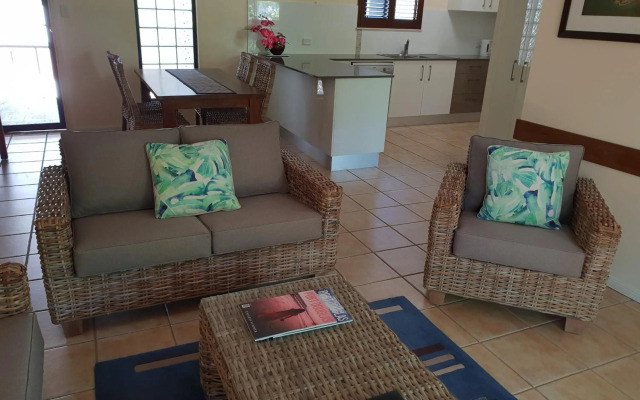 Nautilus Holiday Apartments