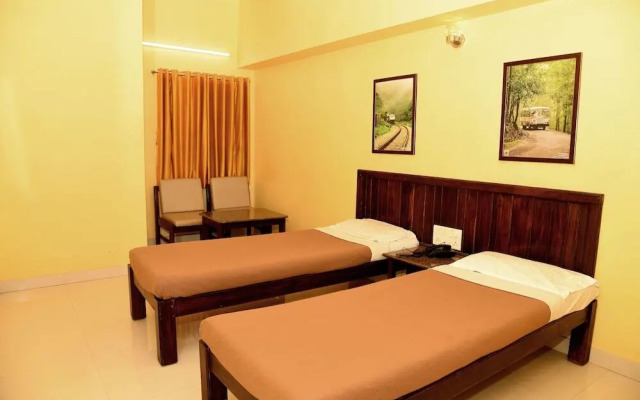 Hotel Kamat Plus