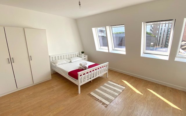 Central London Old Street Flat by Everywhere to Sleep London
