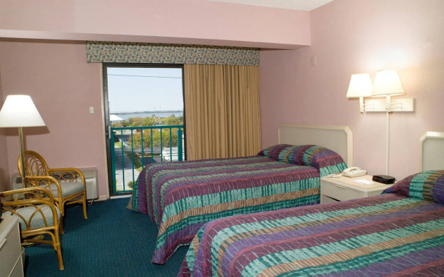Cayman Suites Hotel