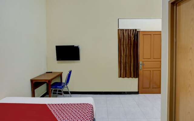 Permata House by OYO Rooms