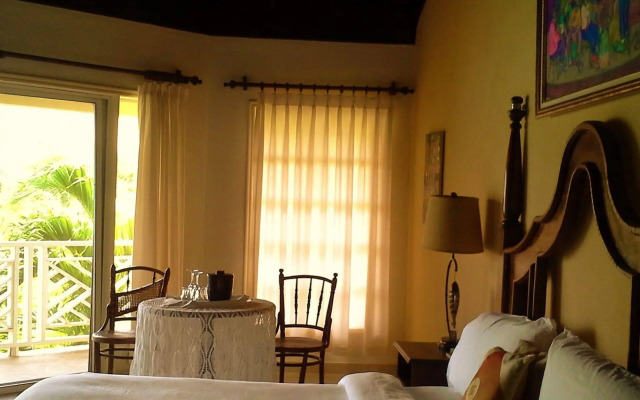 Abaka Bay Resort