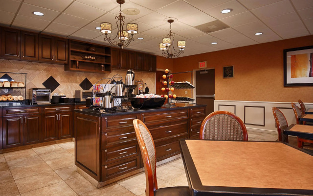 Best Western Savannah Historic District