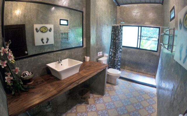 Pongyang Jungle Coaster Zipline Camp&Resort