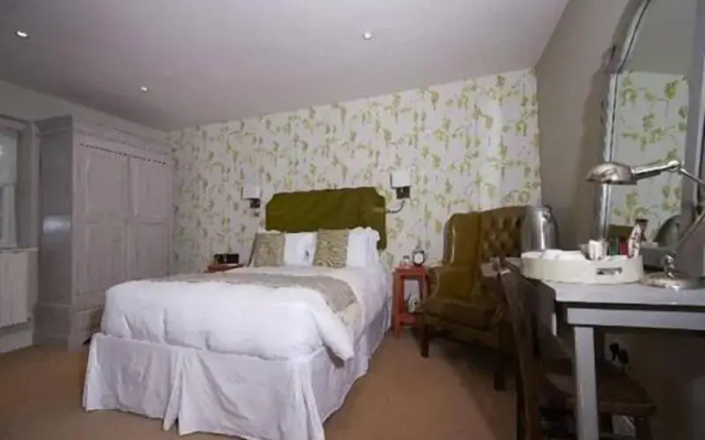 Greyhound Inn