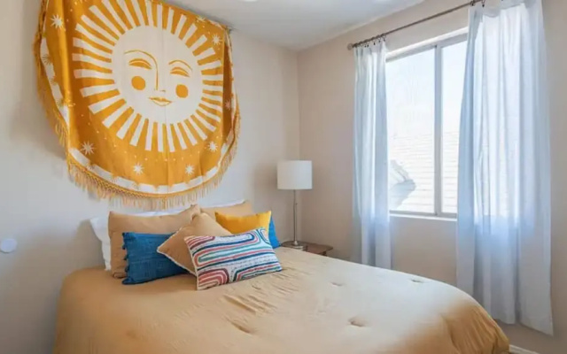 Stylish Cave Creek 3 Bdrm Vacation Home!