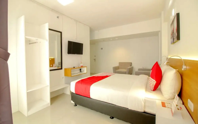 OYO Flagship 1260 Sentraland Karawang