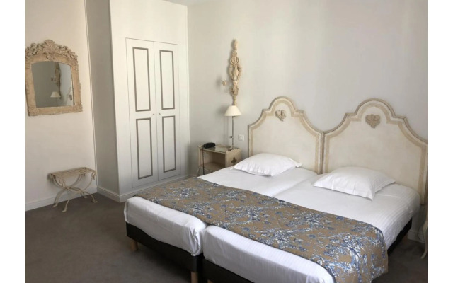 Hotel The Originals des Princes Strasbourg Centre (ex Qualys-Hotel)