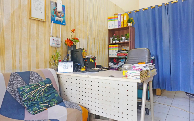 Collection O 91470 De Royal Sentra Timur