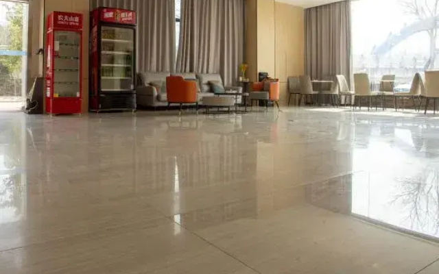 Yilai Xuzhou Suining Qingnian Road Hotel