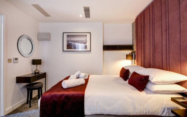 Dockside Apartments at Excel