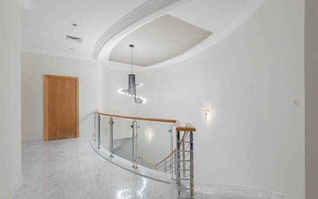 Maison Privee - Luxury 5BR Villa with Private Pool and Beach