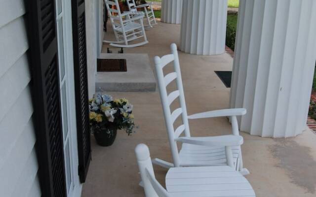 The Colonels B&B and Inn