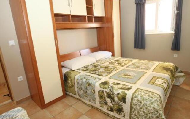 Sea View Apartments Nina