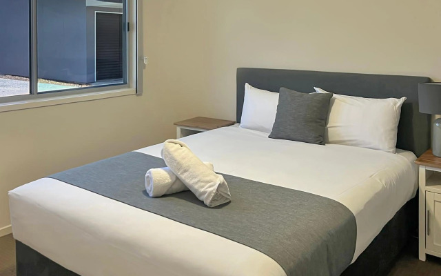 Direct Collective - Villas on Rivergum