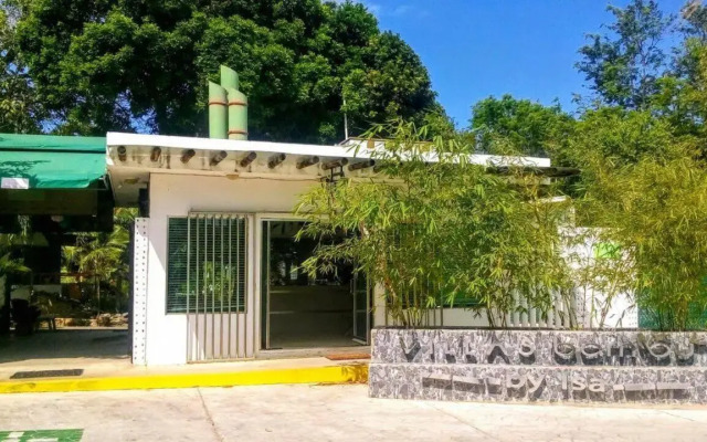 Villas Bambú by Isa