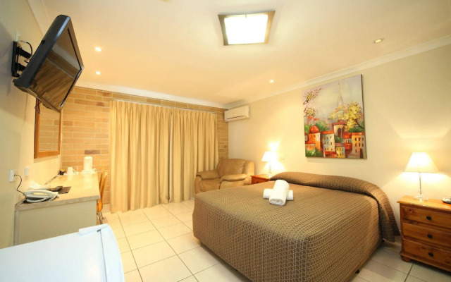Emerald Central Palms Motel