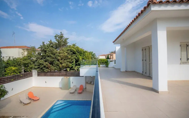 Beachfront 3 BDR Villa With Pool