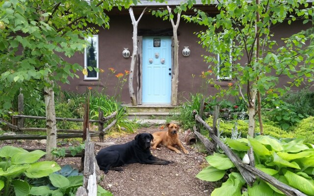 Owl's Nest Suites