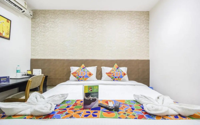 FabHotel 4 Seasons Silk Board