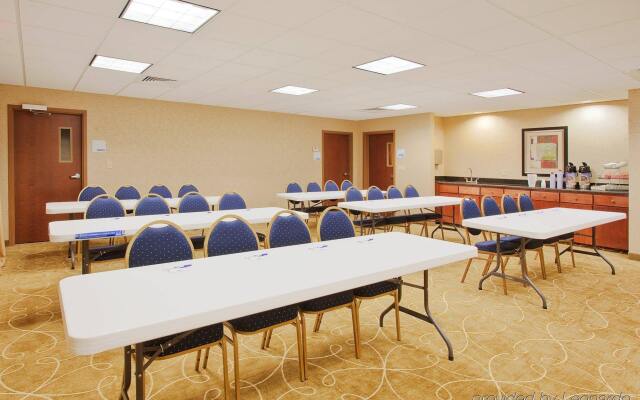 Holiday Inn Express & Suites Foley by IHG