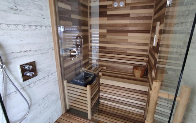 Elite Luxury Suite & Spa