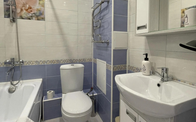 Like home on the street. Mira, 93A