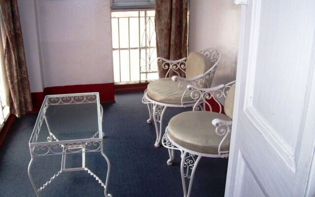 Blue Chip Guest House Kolkata