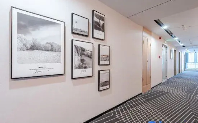 Vanshu Hotel (Jinan CBD Convention and Exhibition Center Store)