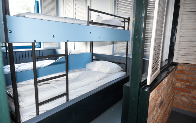 Amsterdam Teleport Hotel - Image 6
