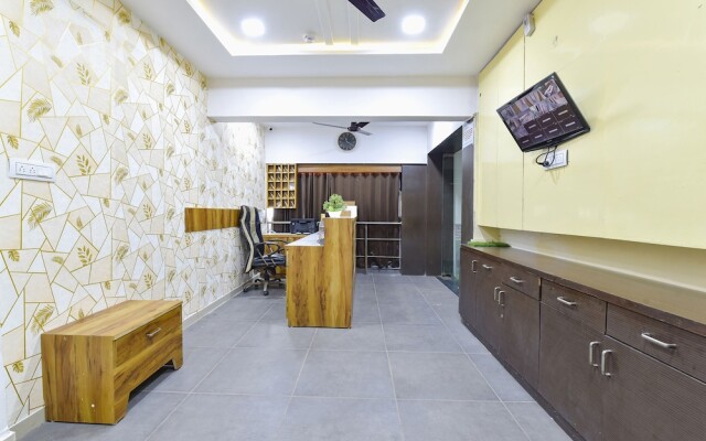 Fabhotel Star