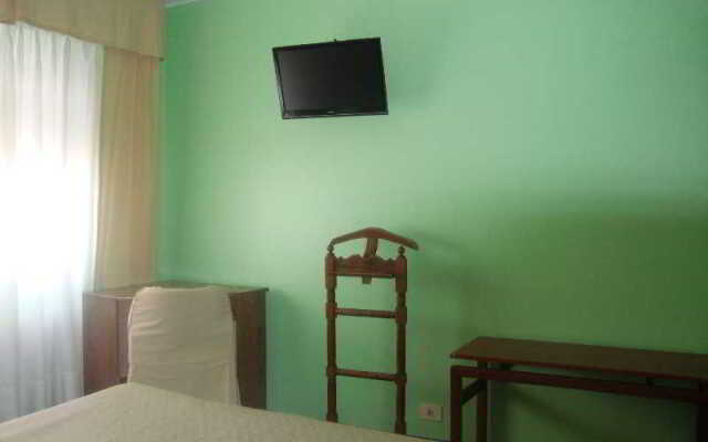 Hotel Puerta del Sol