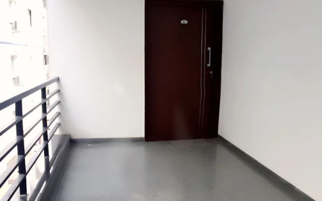 Prestige service apartment