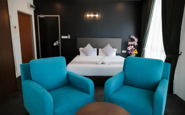 WE Hotel