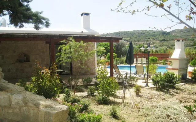 Lakis Papamichael Holiday Villas