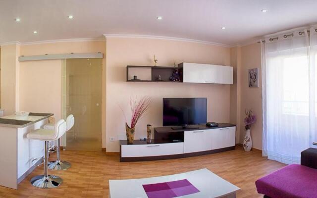 yovalu,yovalu1,solo yovalutres con piscina