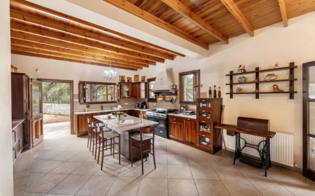 Troodos Mature Pine Chalet