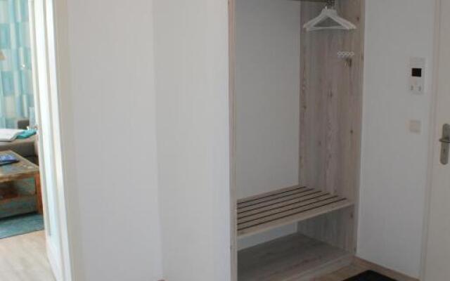 Lotsenhus WIS003 mit Meerblick & Parkplatz