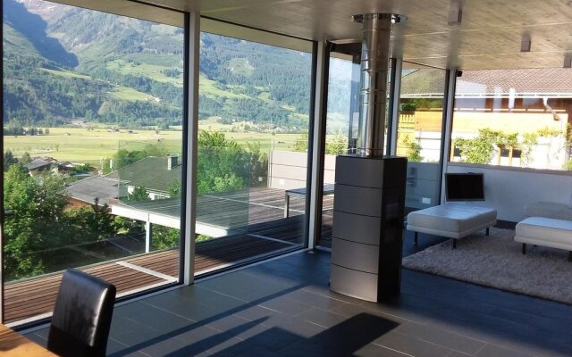 Glas House - Design Holiday Home