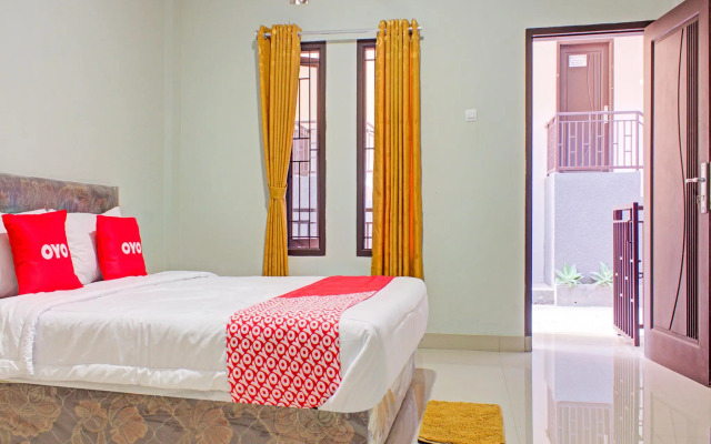 OYO 3394 Apm Residence Syariah