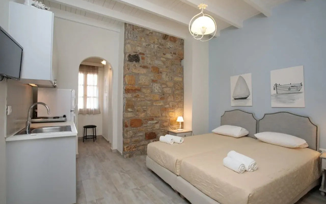 Almiriki Naxos Beachside Living