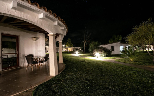 Limone Beach Resort