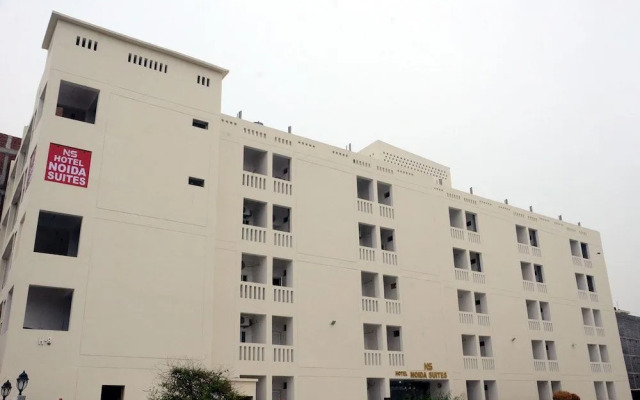 Hotel Noida Suites