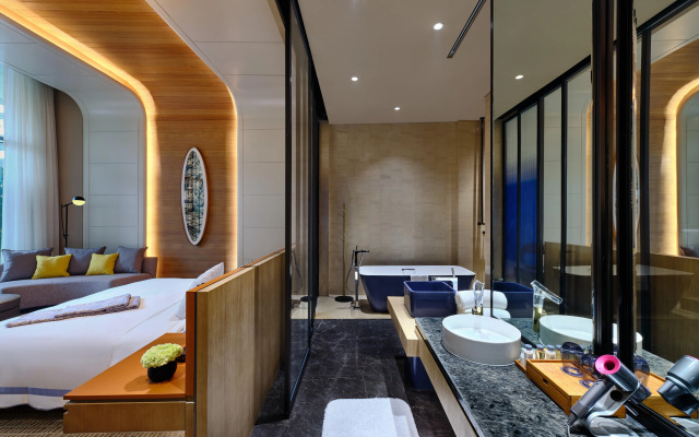 InterContinental Shanghai Wonderland by IHG