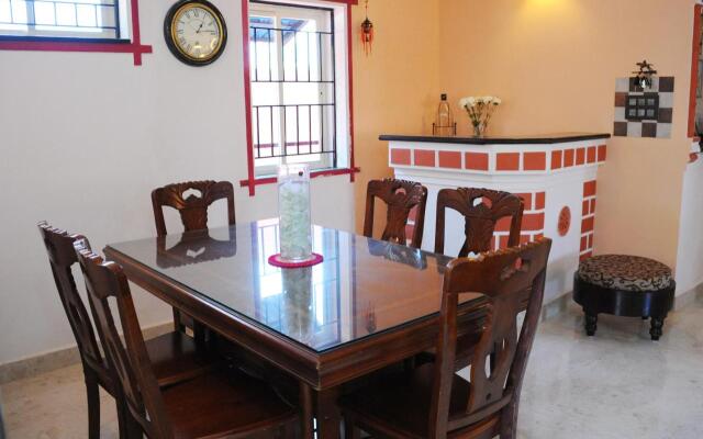 VAISHNAVI VILLA-family home in a residential area.