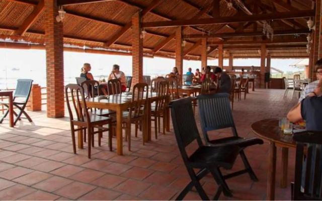 Xom Chai Resort