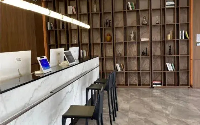 COMFORT  FREE  Hotel (Linyi Qiyang International Airport Branch)