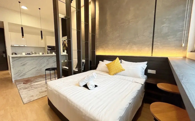 Chambers Residence, Sunway Putra Mall